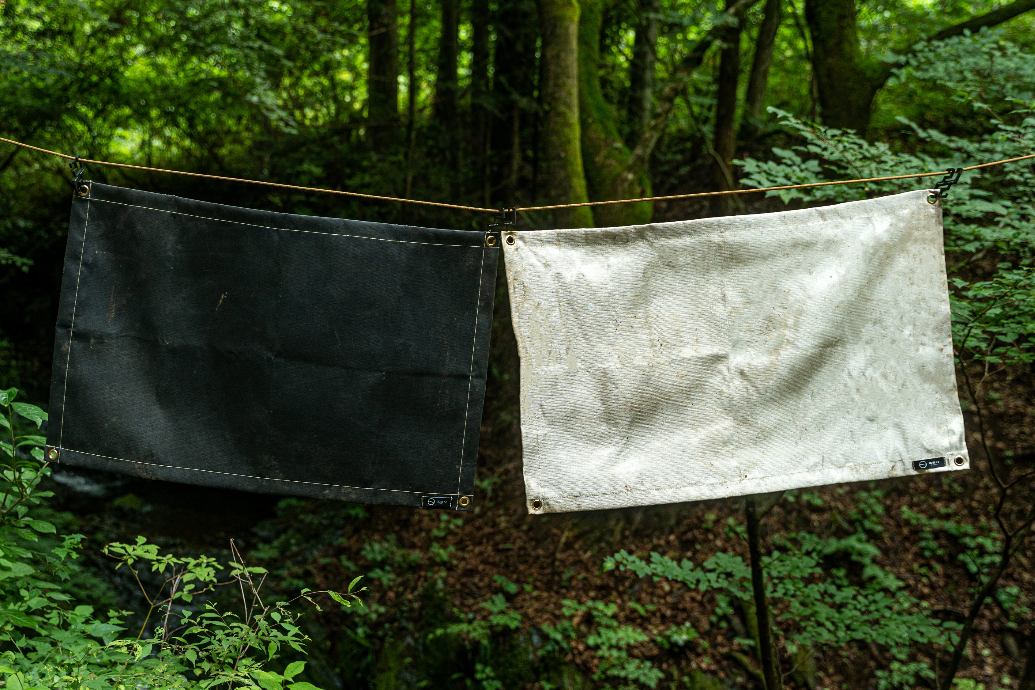 今やキャンプの必須ツール！丸洗いできる焚き火シート