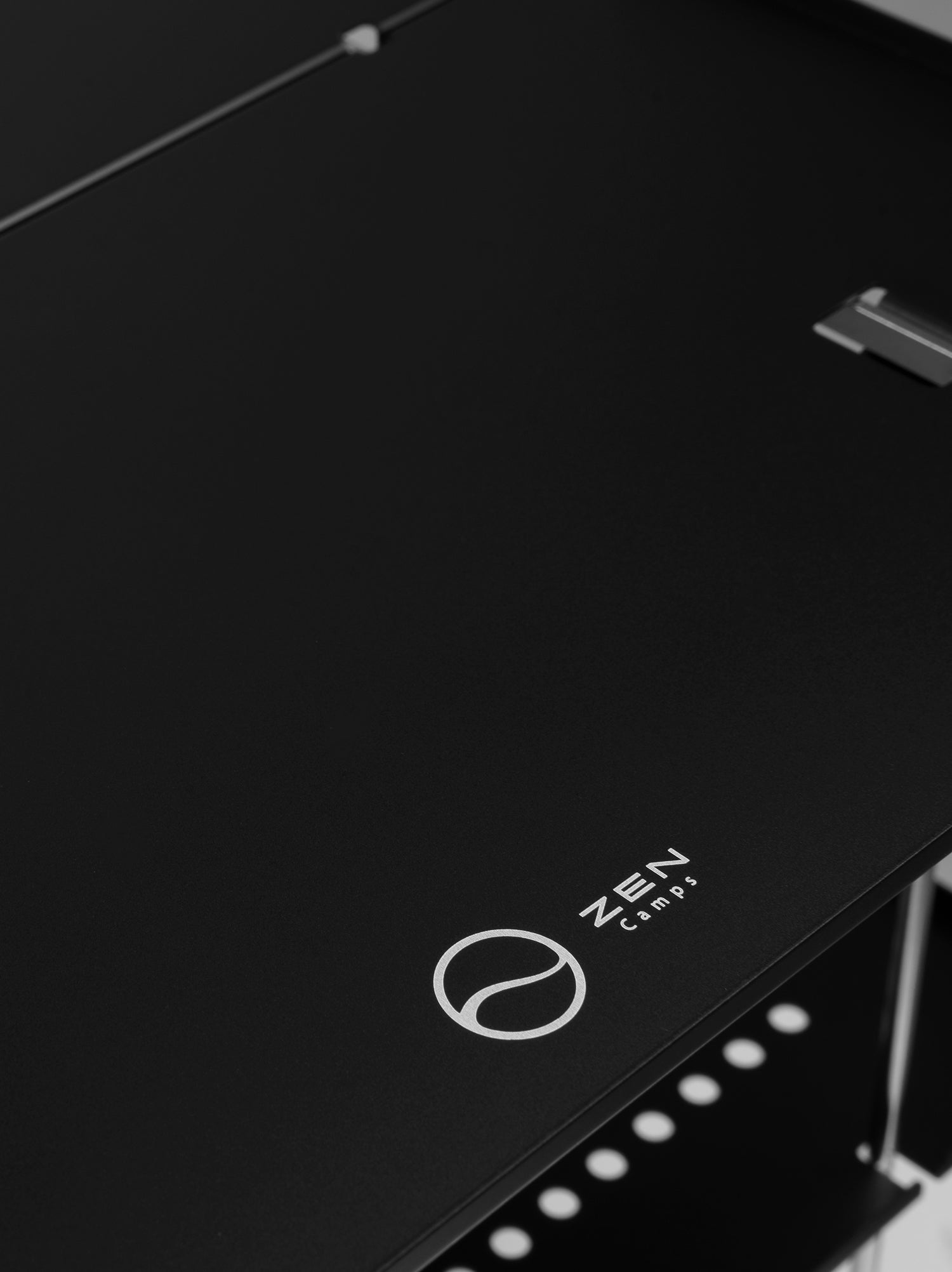 Air-2 Table – ZEN Camps