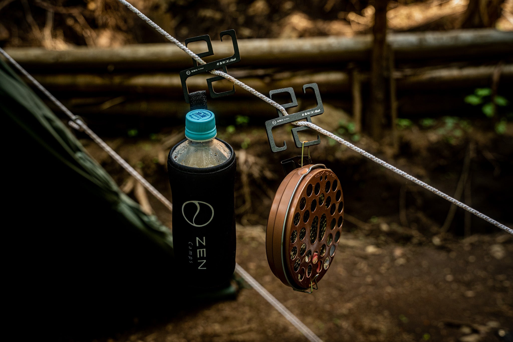 未使用品スウェーデン製ロープ付き鉄フック 手裏剣フック – ZEN Camps